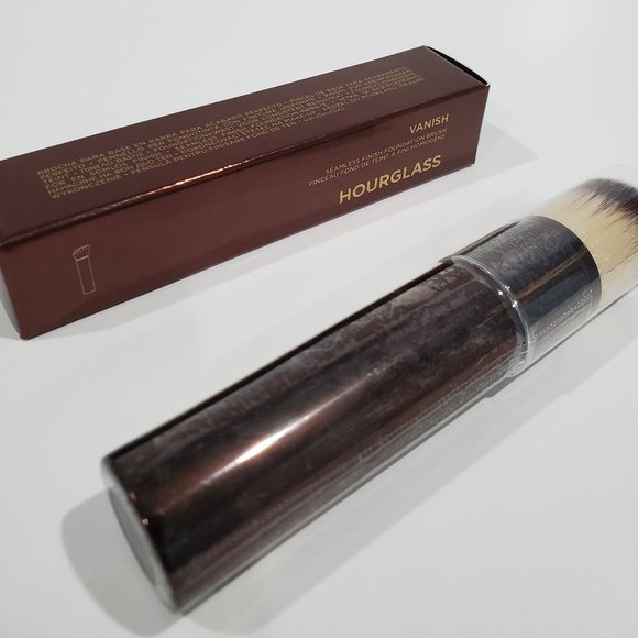 BNIB ✅ Hourglass Vanish Seamless Finish Foundation Brush ✨ NEW IN BOX - Picture 3 of 9